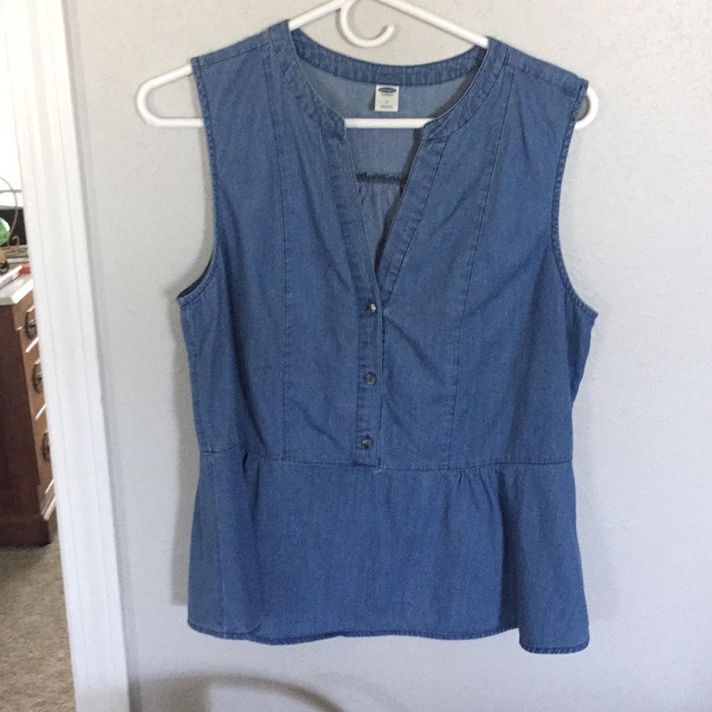 Old Navy sleeveless v neck denim shirt